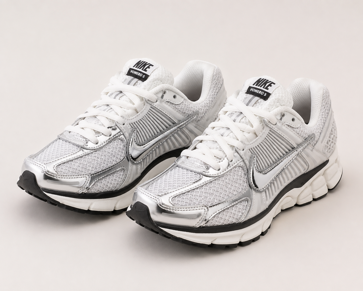 ✨ Silver Rush Vomero 5 Sneakers