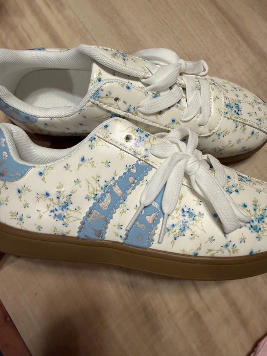 Floral detail sneakers