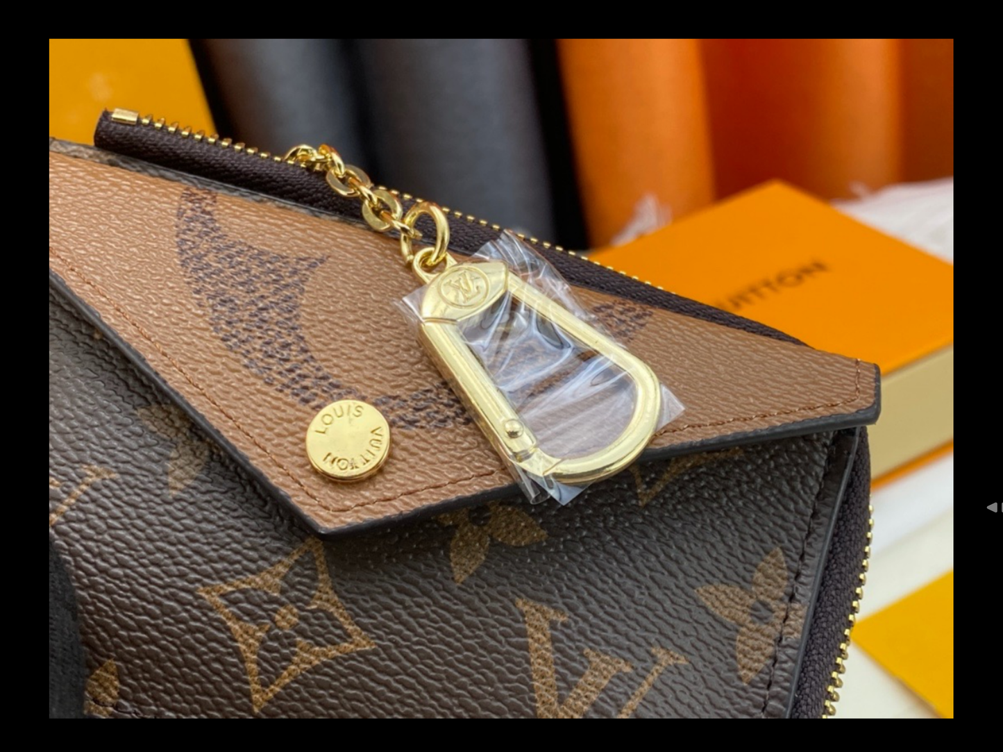 ✨ LV-Inspired Wallet Keychain ✨