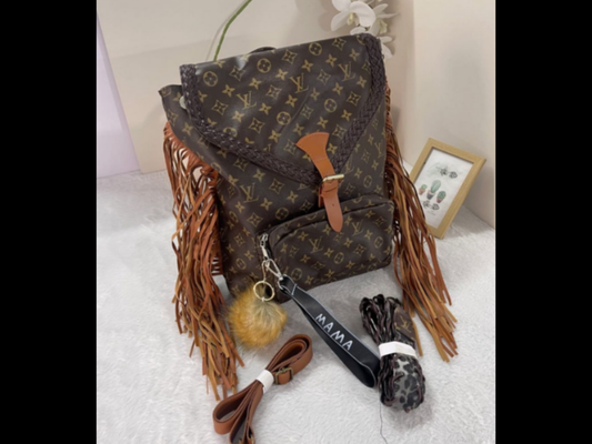 🤎✨ THE WILD WEST FRINGE BACKPACK ✨🤎