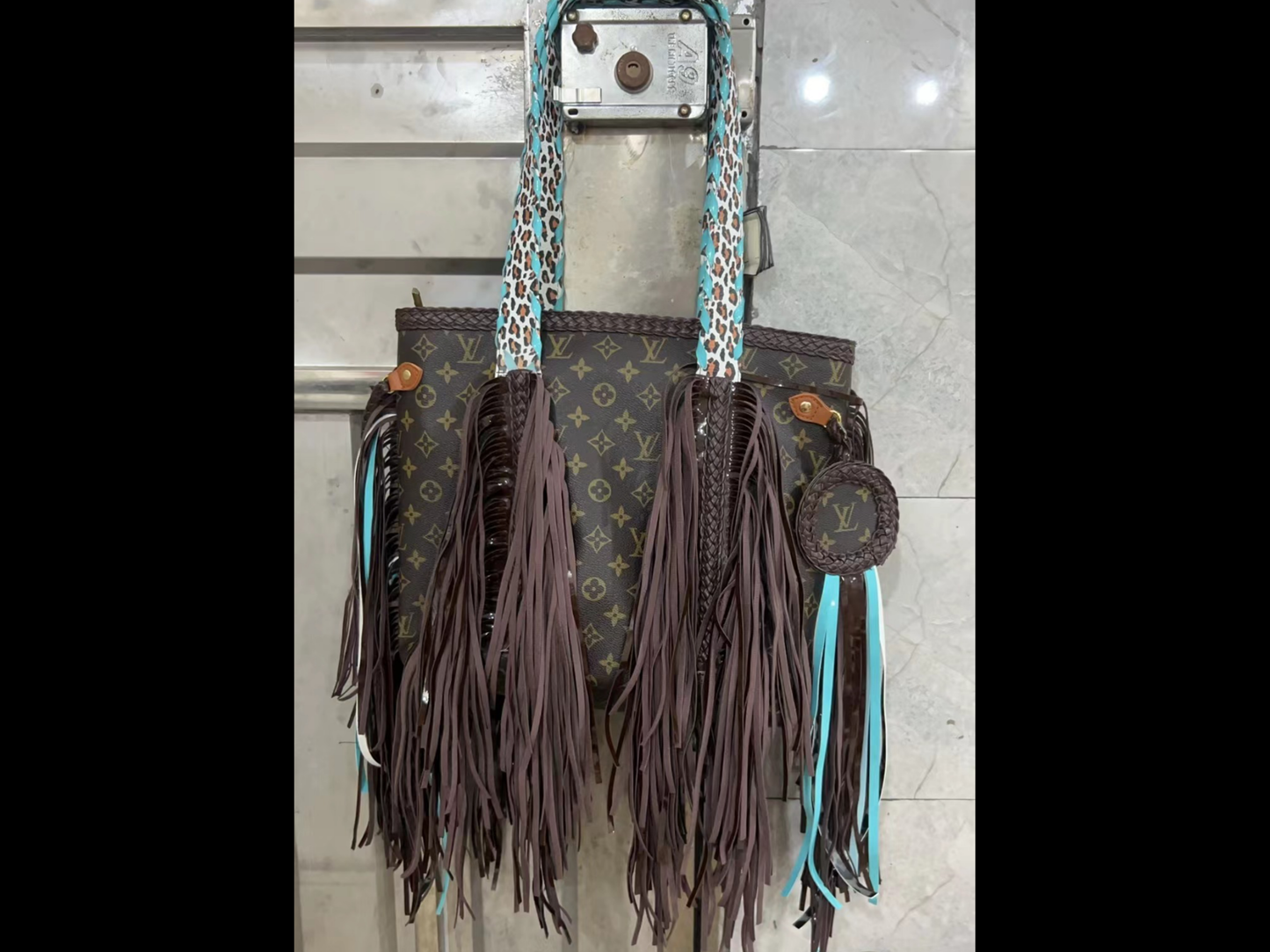 🤎🩵 The Turquoise Trail Fringe Tote 🩵🤎